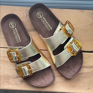 White Mountain Helga Metallic Gold Leather Sandals with Big Buckles size 8